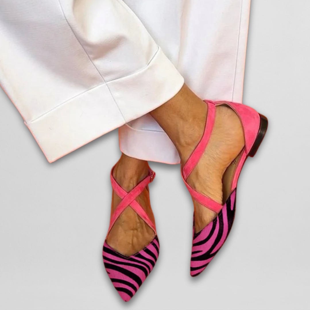 Eastwood and Bloom™ | Fenna - Ballerinas with straps