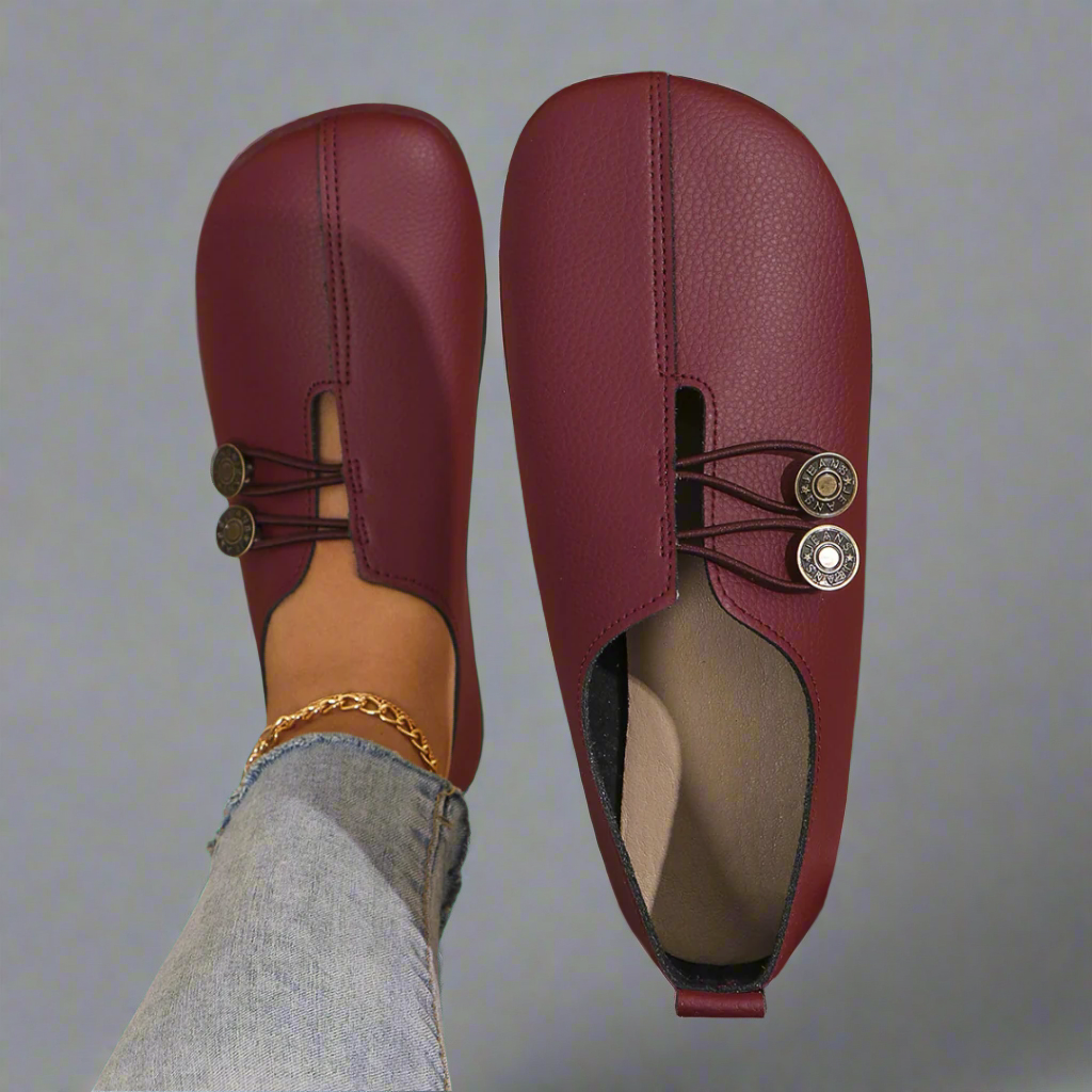 Eastwood and Bloom™ | Lindora - Timeless Slip-ons