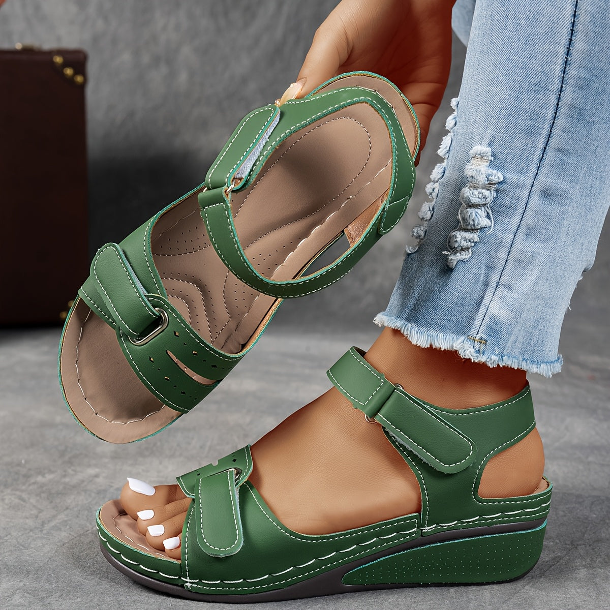 Eastwood and Bloom™ | Norah - Orthopedic support sandal for stability and comfort all day