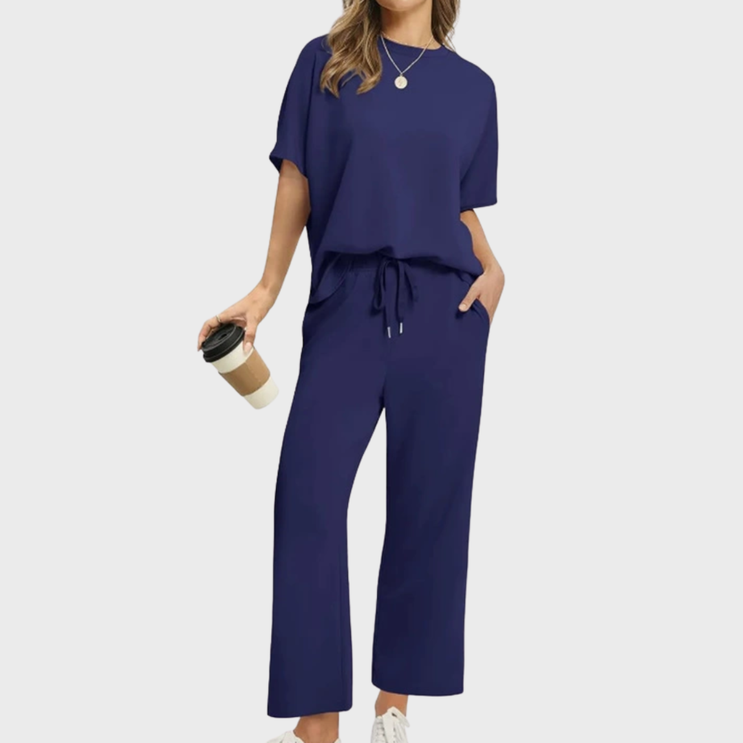 Eastwood and Bloom™ | Tyra – Soft Lounge Set with Relaxed Silhouette