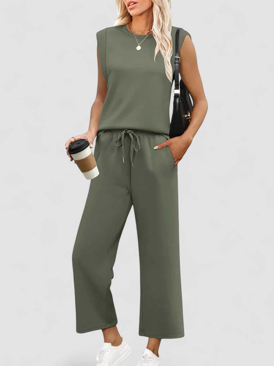 Eastwood and Bloom™ | Ania - Two-Piece Women's Set – Soft, Elegant, and Stylish