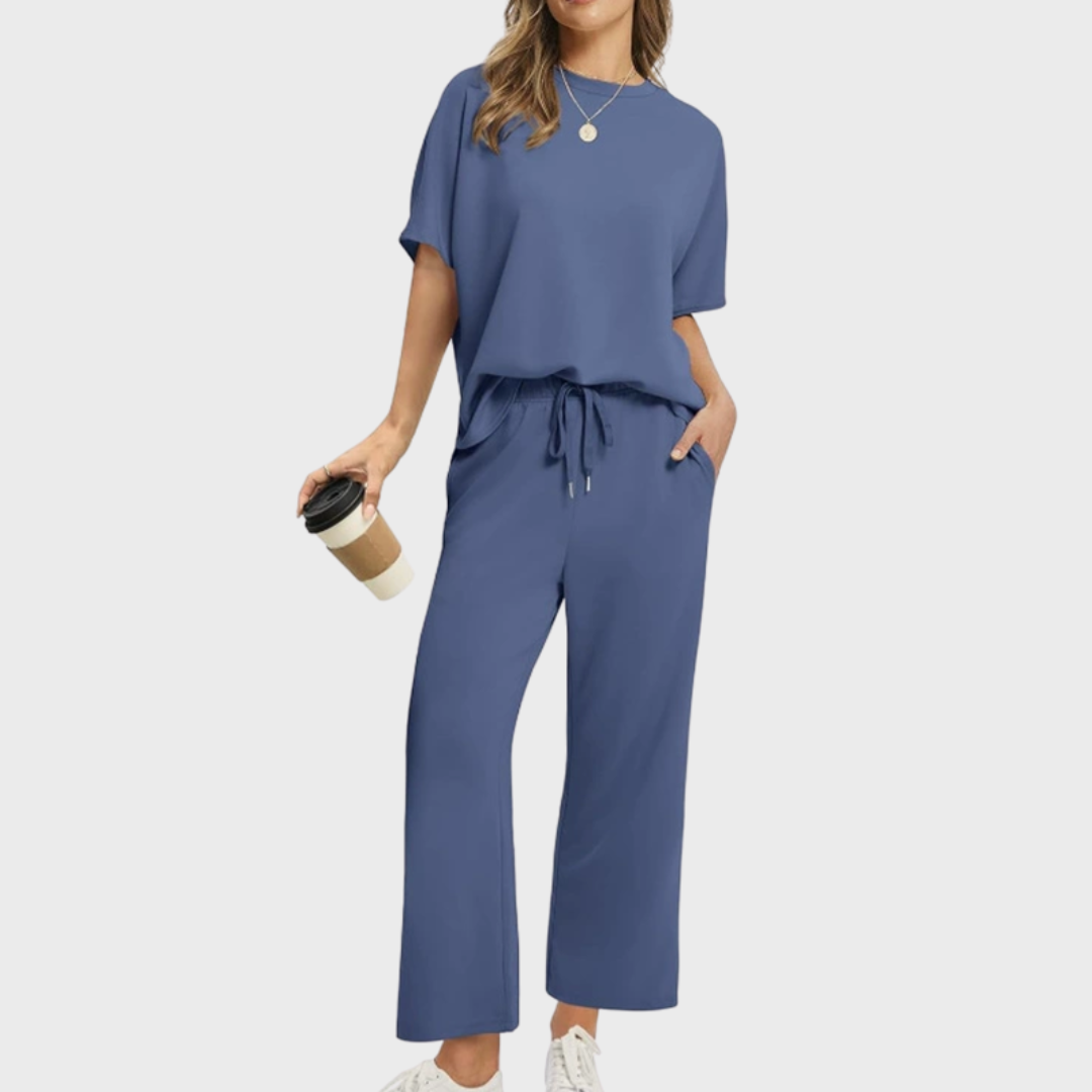 Eastwood and Bloom™ | Tyra – Soft Lounge Set with Relaxed Silhouette