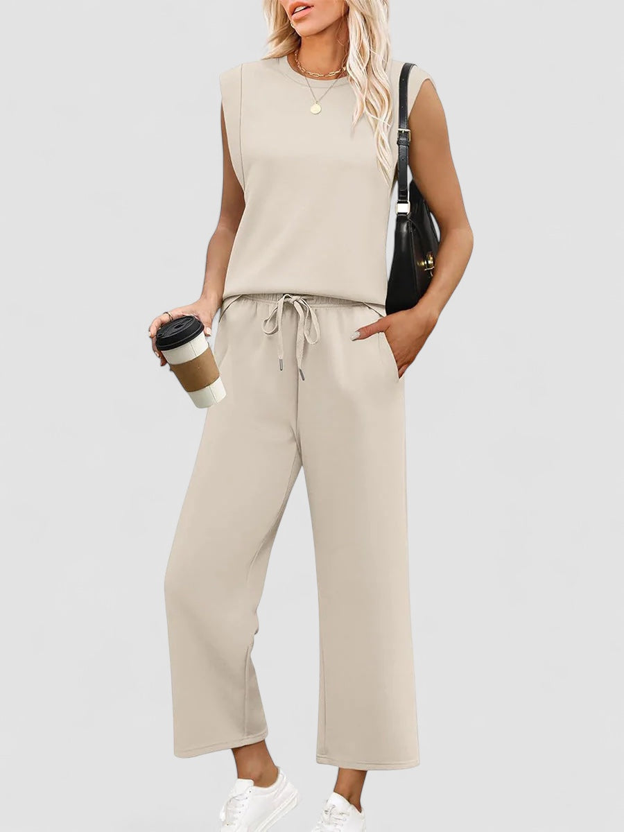 Eastwood and Bloom™ | Ania - Two-Piece Women's Set – Soft, Elegant, and Stylish