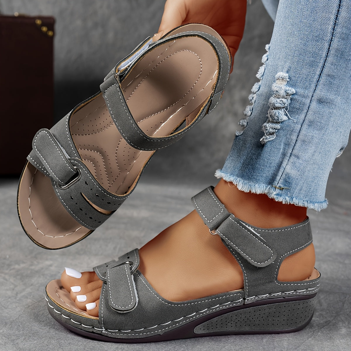 Eastwood and Bloom™ | Norah - Orthopedic support sandal for stability and comfort all day