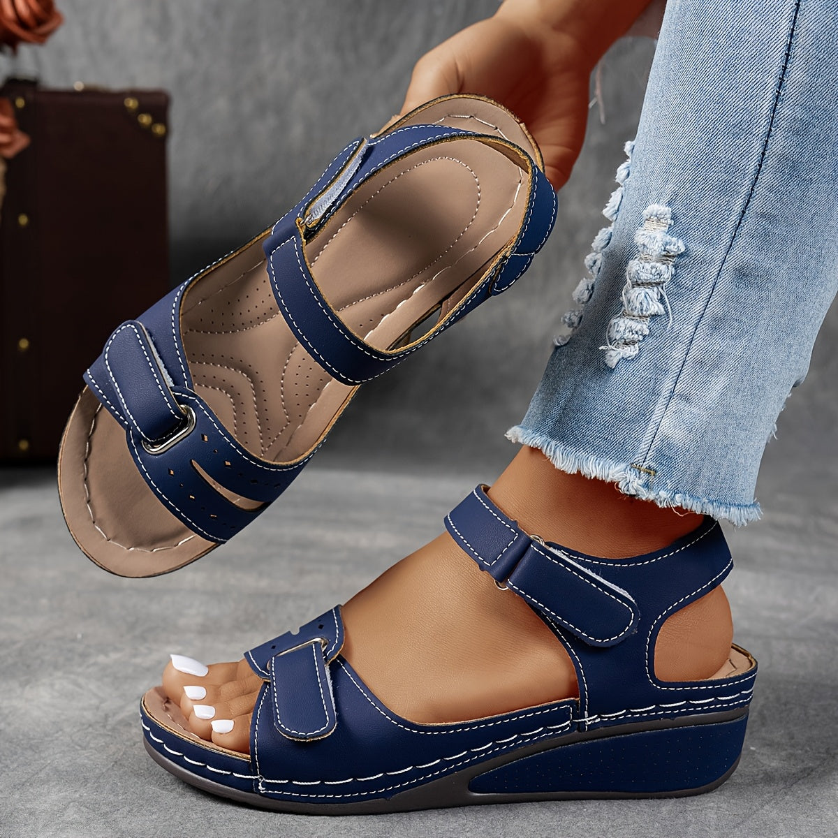 Eastwood and Bloom™ | Norah - Orthopedic support sandal for stability and comfort all day