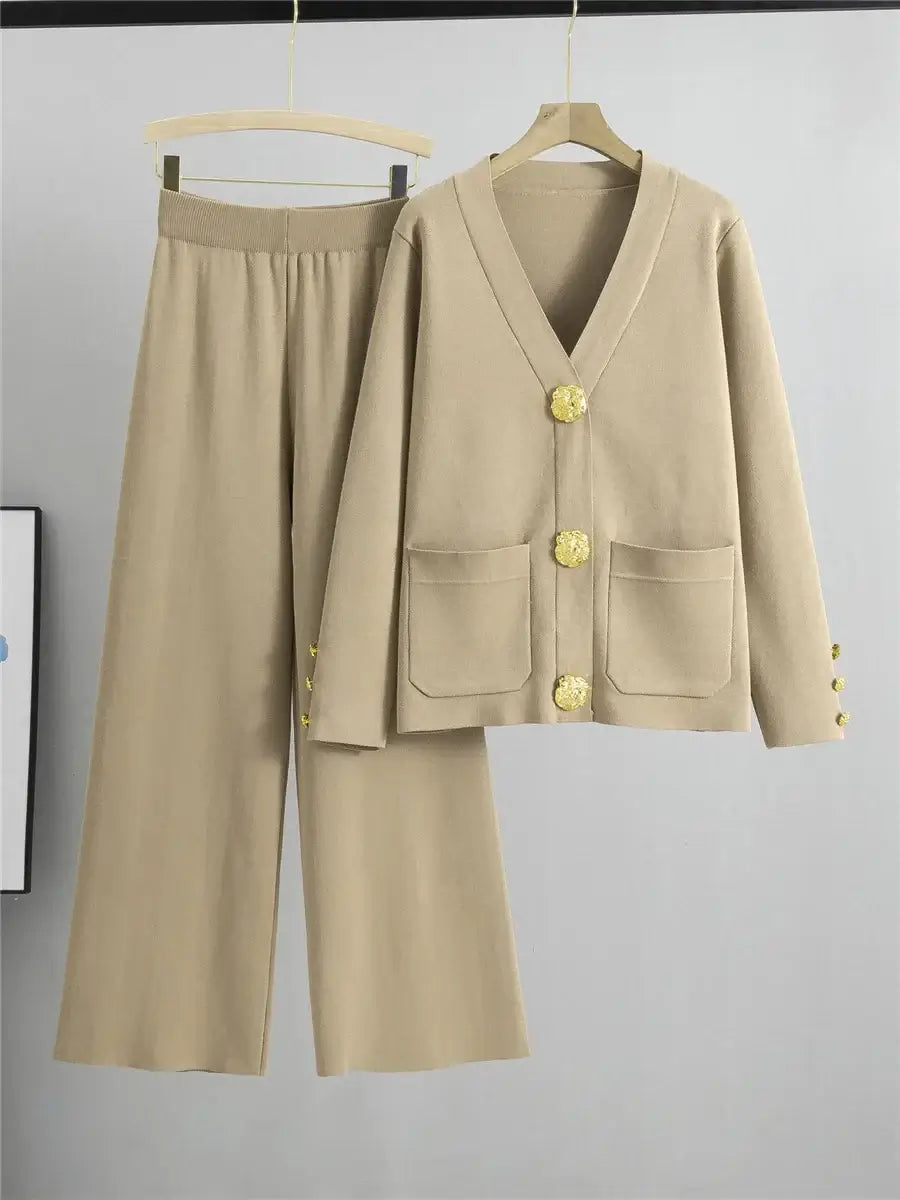 Eastwood and Bloom™ | Elegant ensemble
