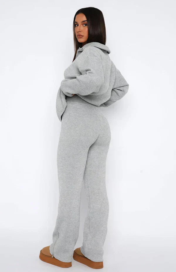 Eastwood and Bloom™ | Comfortable Ensemble