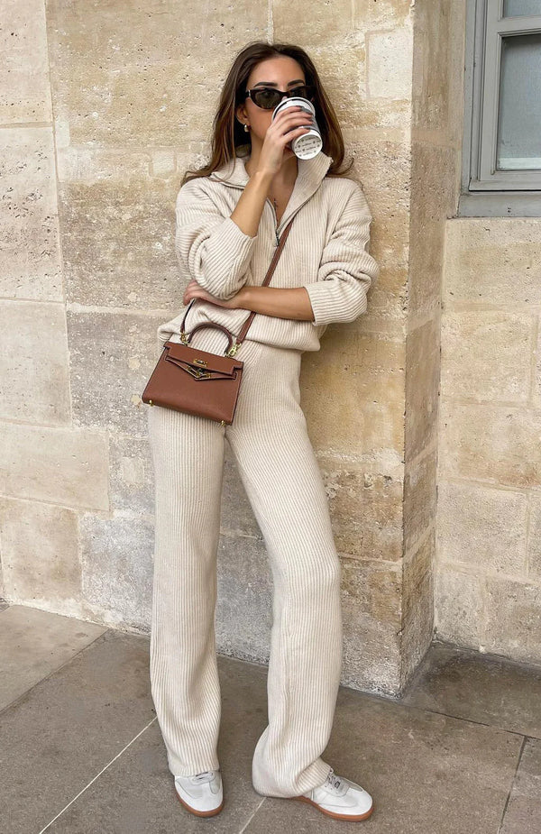 Eastwood and Bloom™ | Comfortable Ensemble