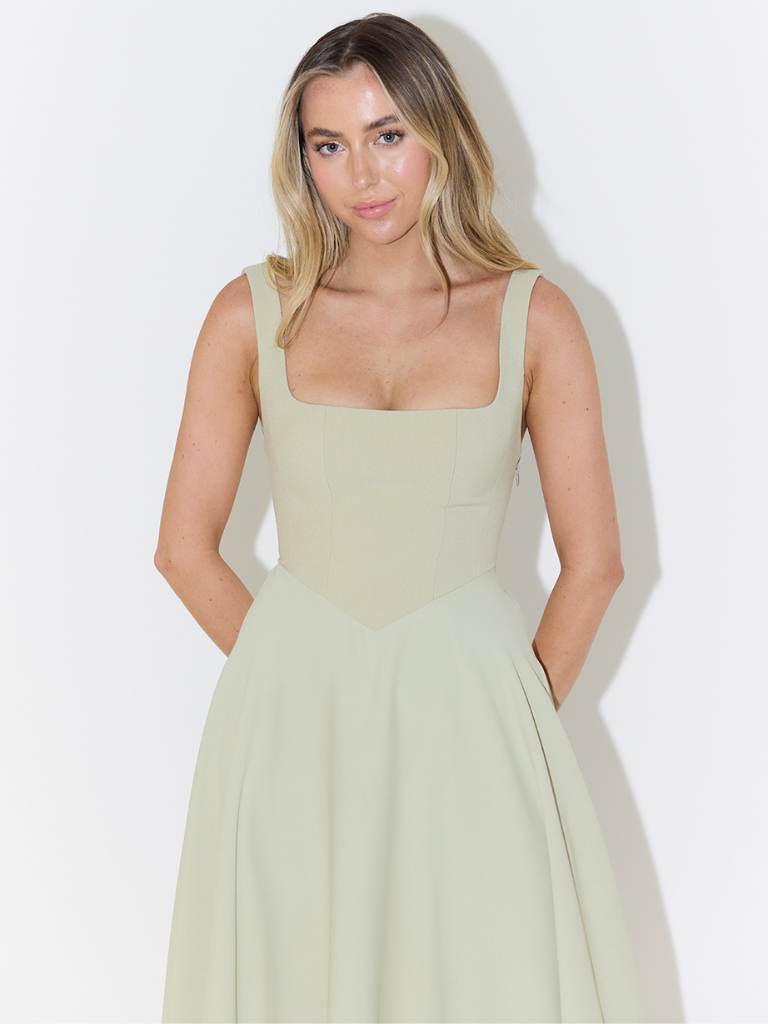 Eastwood and Bloom™ | Scarlet Dress