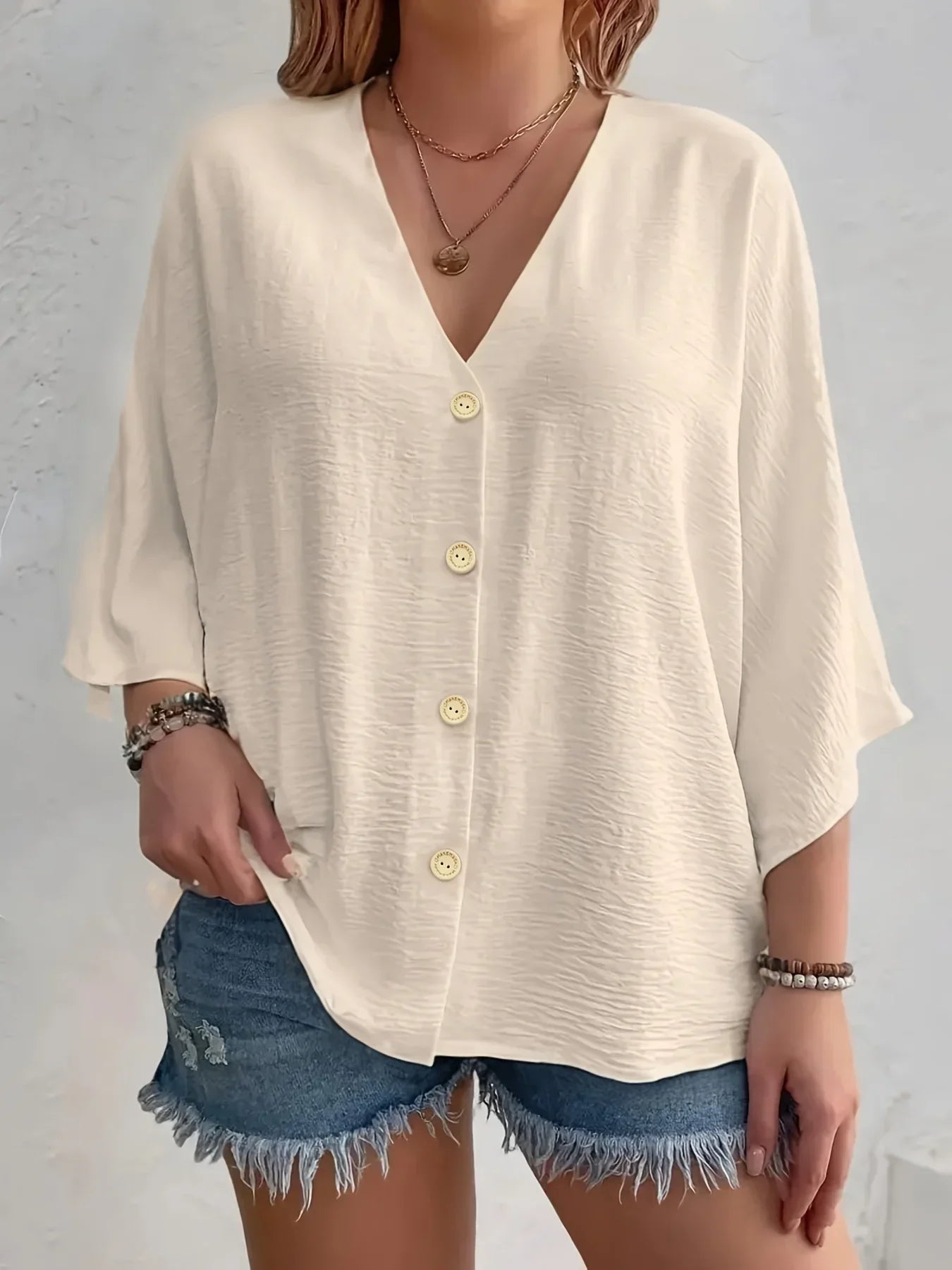 Eastwood and Bloom™ | Signe – Blouse with Button Closure and ¾ Sleeve