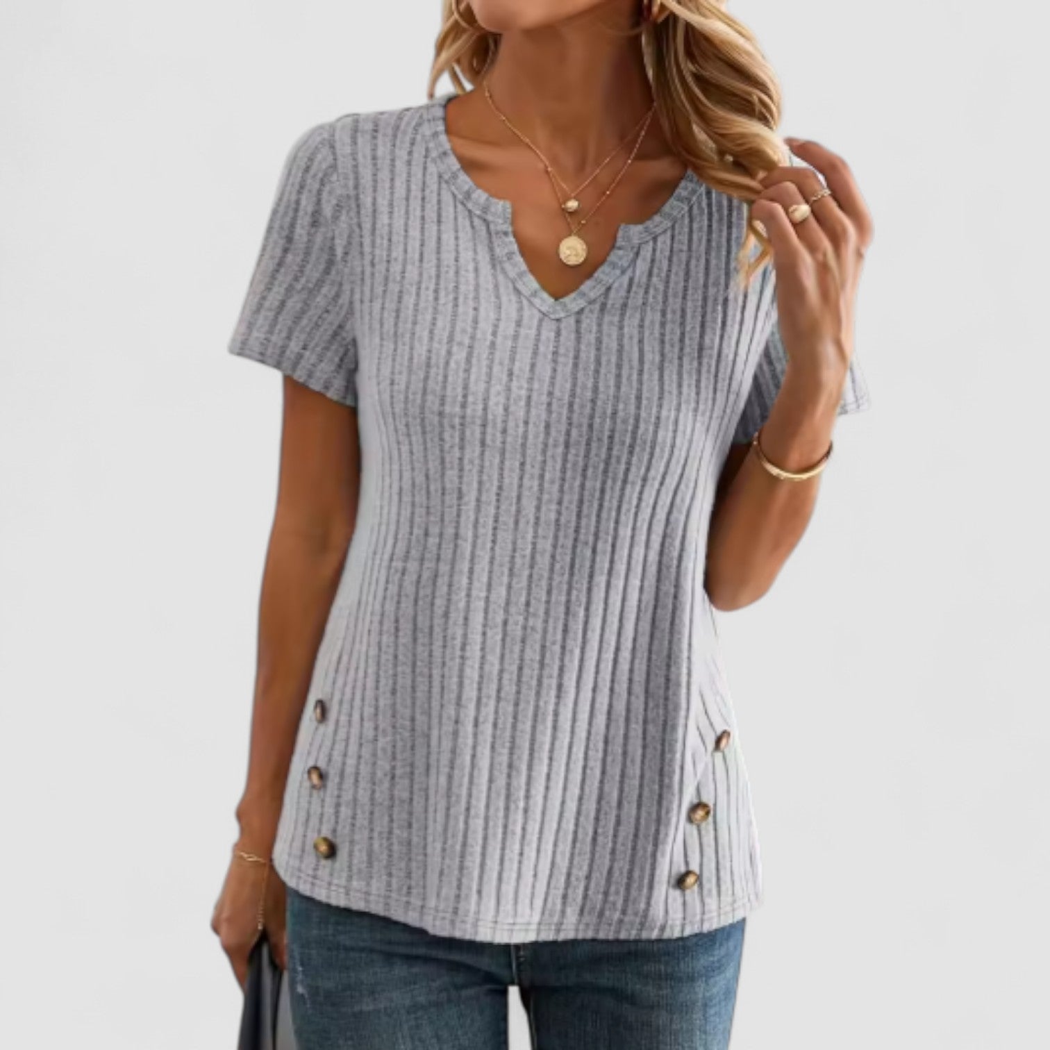 Eastwood and Bloom™ | Elsa – V-neck top with discreet details
