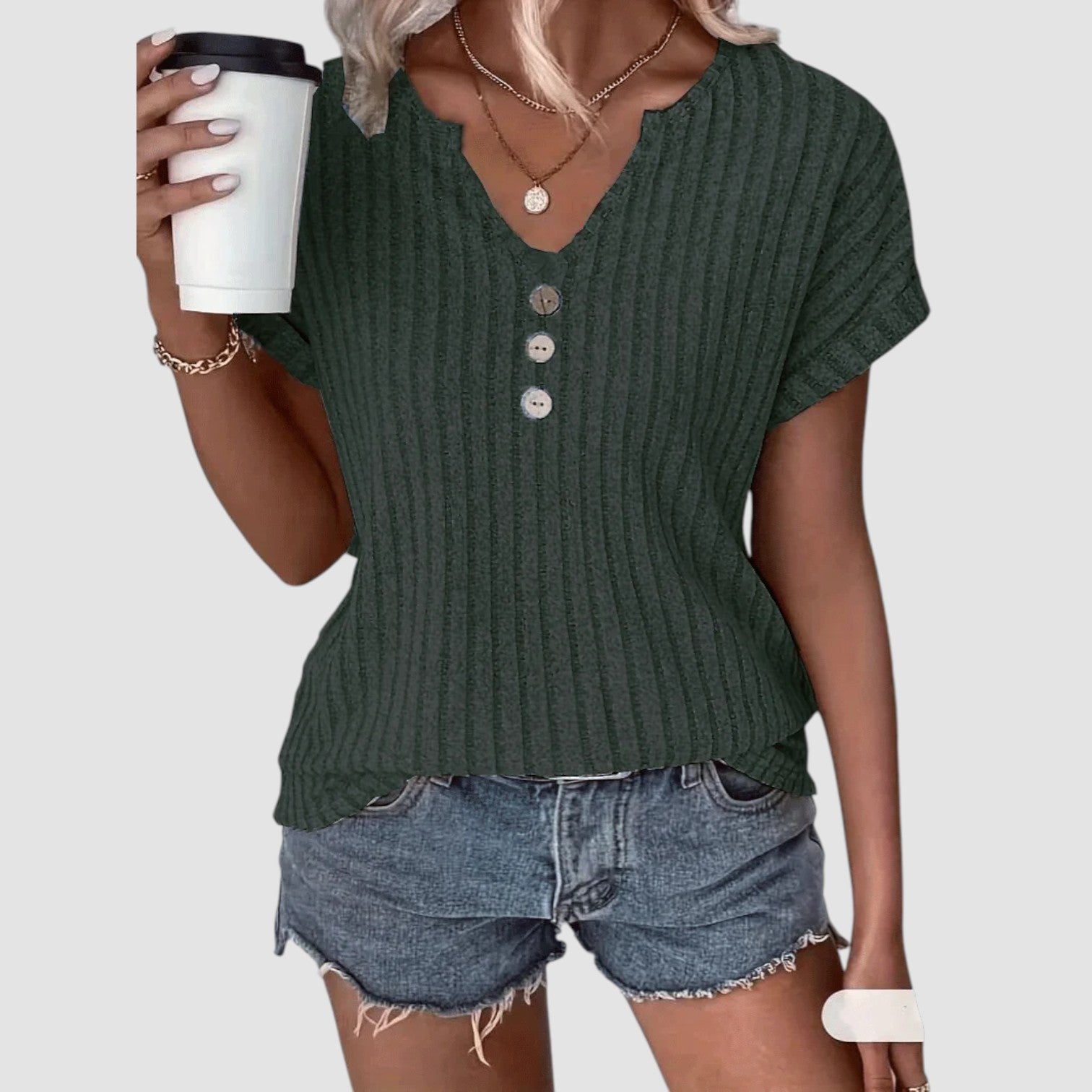 Eastwood and Bloom™ | Svala – Ribbed Top with Buttons