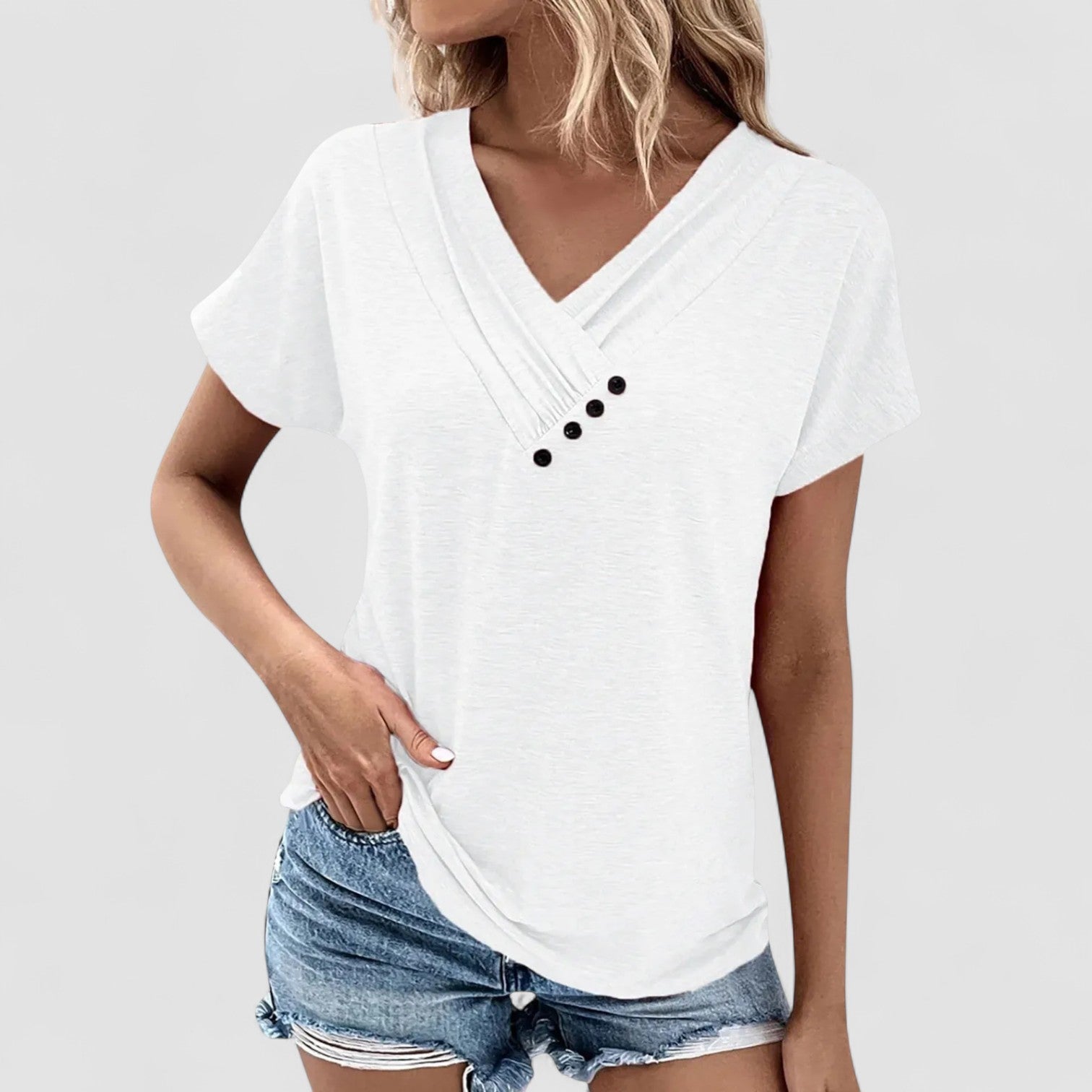 Eastwood and Bloom™ | Linnéa – Pleated top with buttons