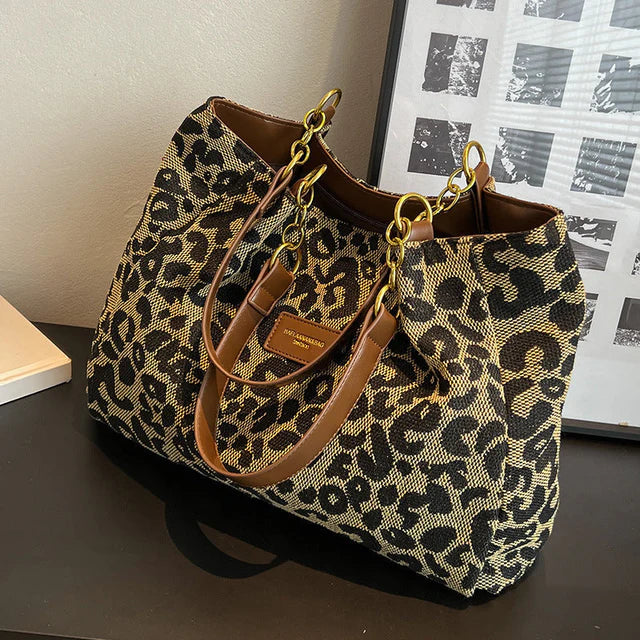 Eastwood and Bloom™ | Leonora – Leopard Charm Tote