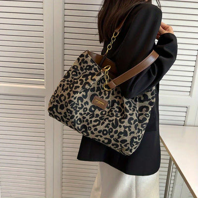 Eastwood and Bloom™ | Leonora – Leopard Charm Tote