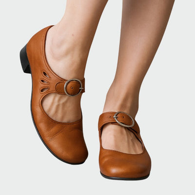 Eastwood and Bloom™ | Jessamine – Classic Mary Jane Pumps