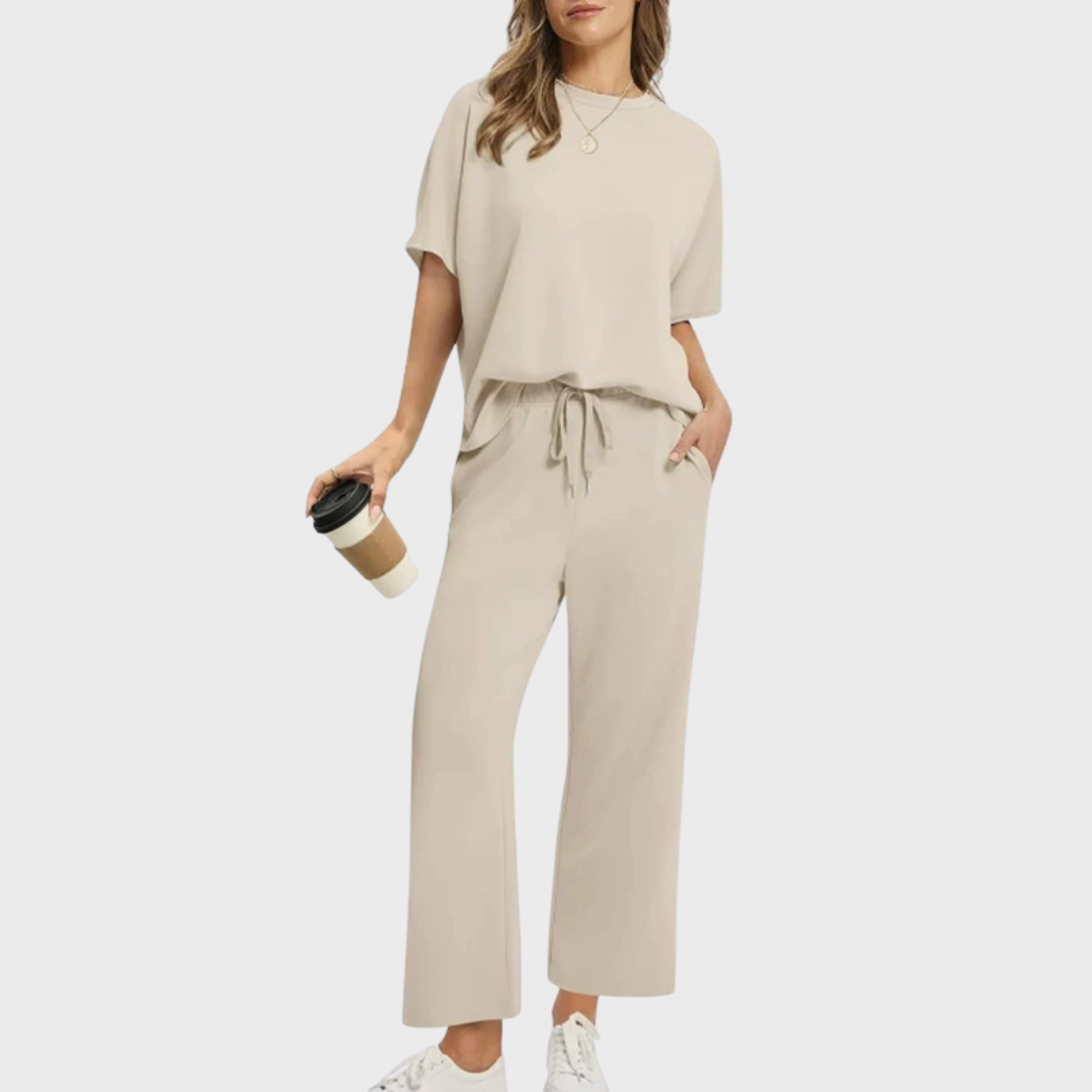 Eastwood and Bloom™ | Tyra – Soft Lounge Set with Relaxed Silhouette