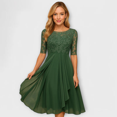 Eastwood and Bloom™ | Martyna – Elegant Lace Midi Dress