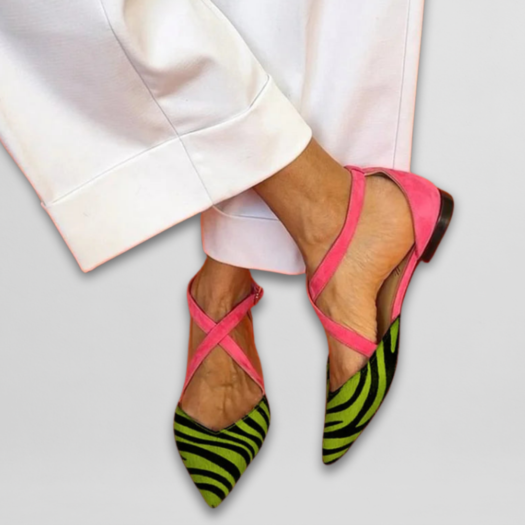 Eastwood and Bloom™ | Fenna - Ballerinas with straps