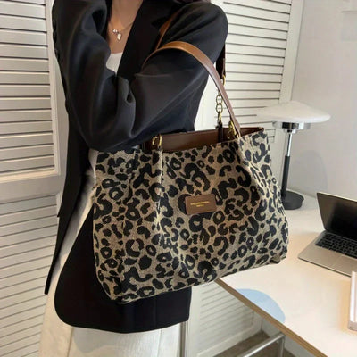 Eastwood and Bloom™ | Leonora – Leopard Charm Tote