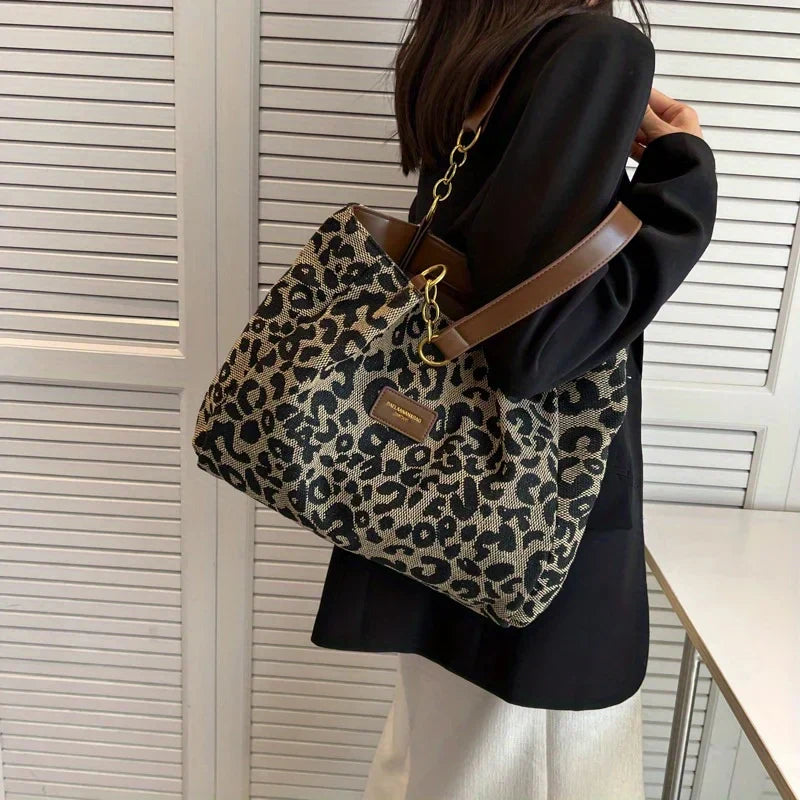 Eastwood and Bloom™ | Leonora – Leopard Charm Tote
