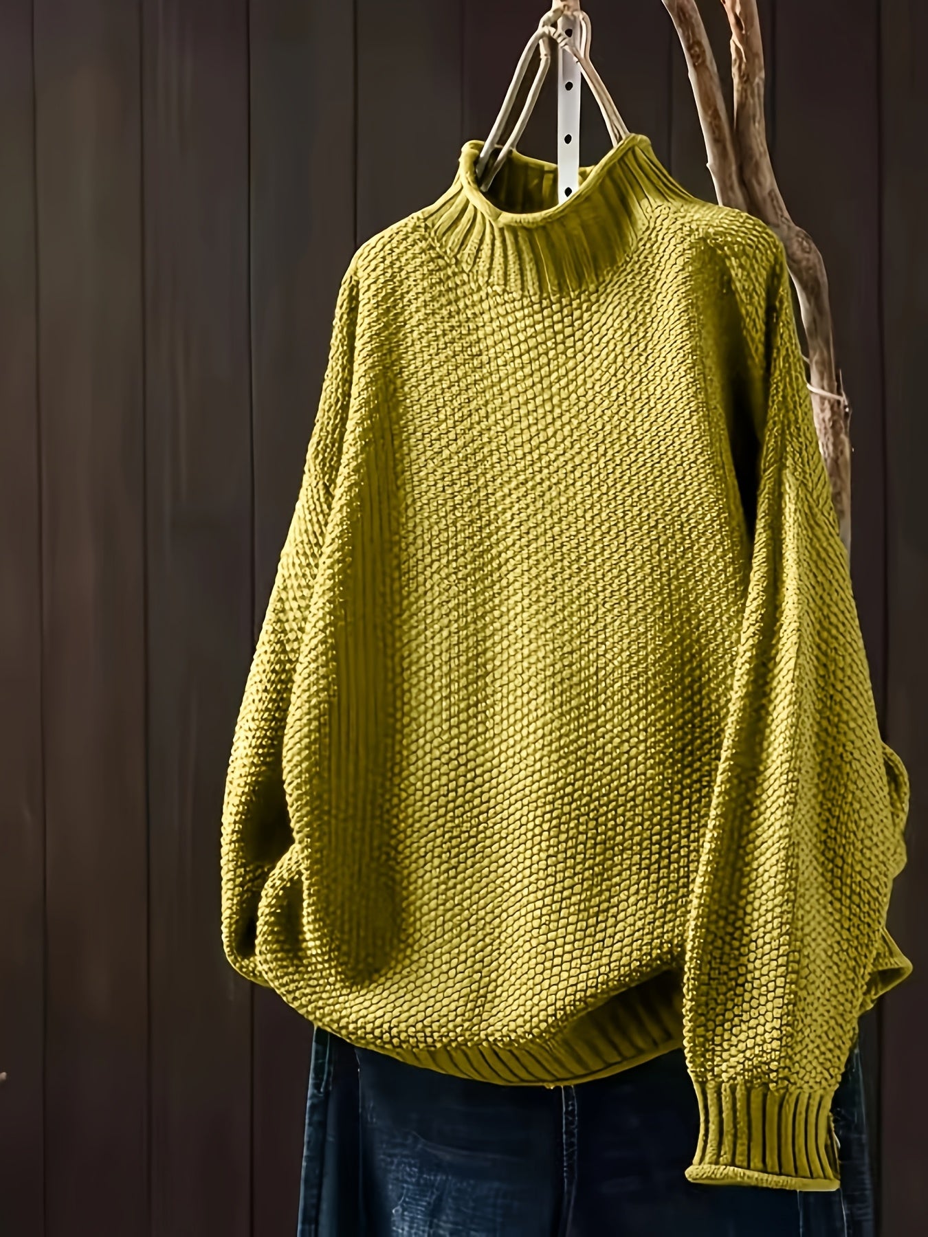 Eastwood and Bloom™ | Beatrix – Relaxed Knit Sweater