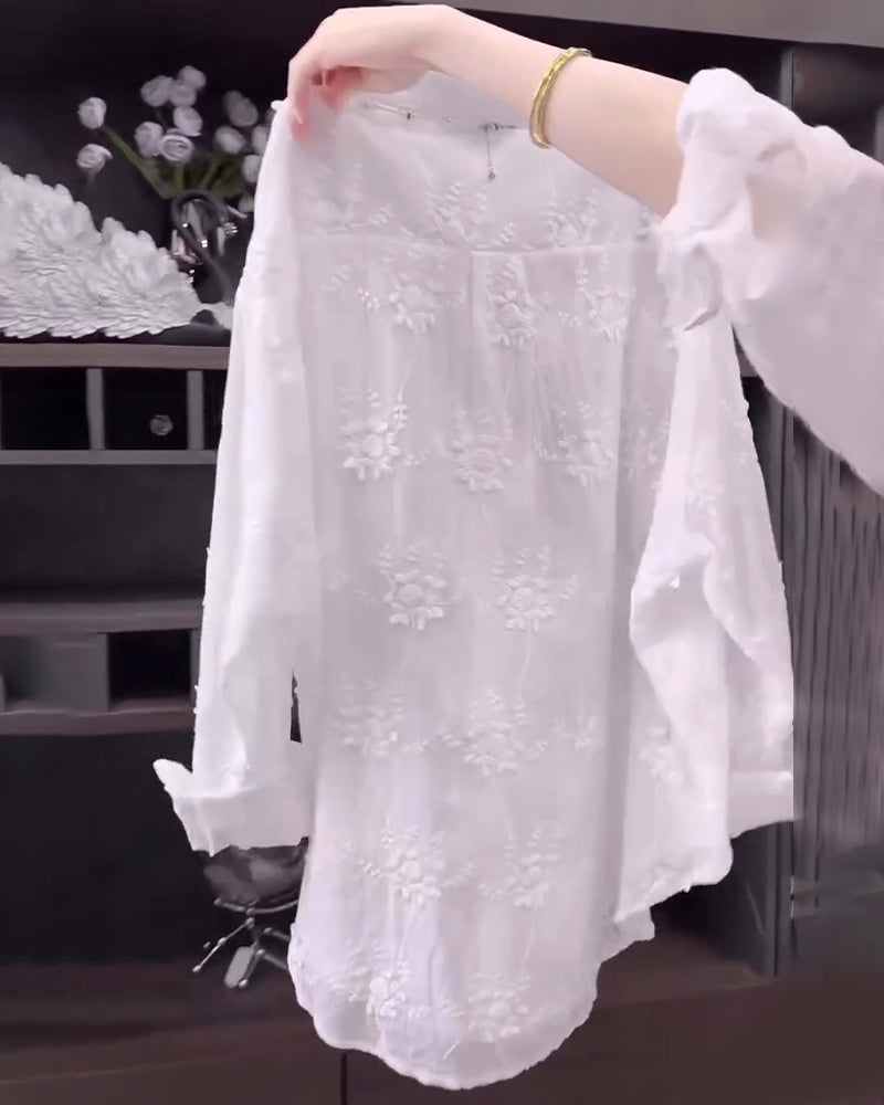 Eastwood and Bloom™ | Elowen – Embroidered Button-Front Tunic