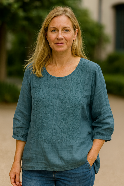 Eastwood and Bloom™ | Dorotea – Airy Blouse in Linen