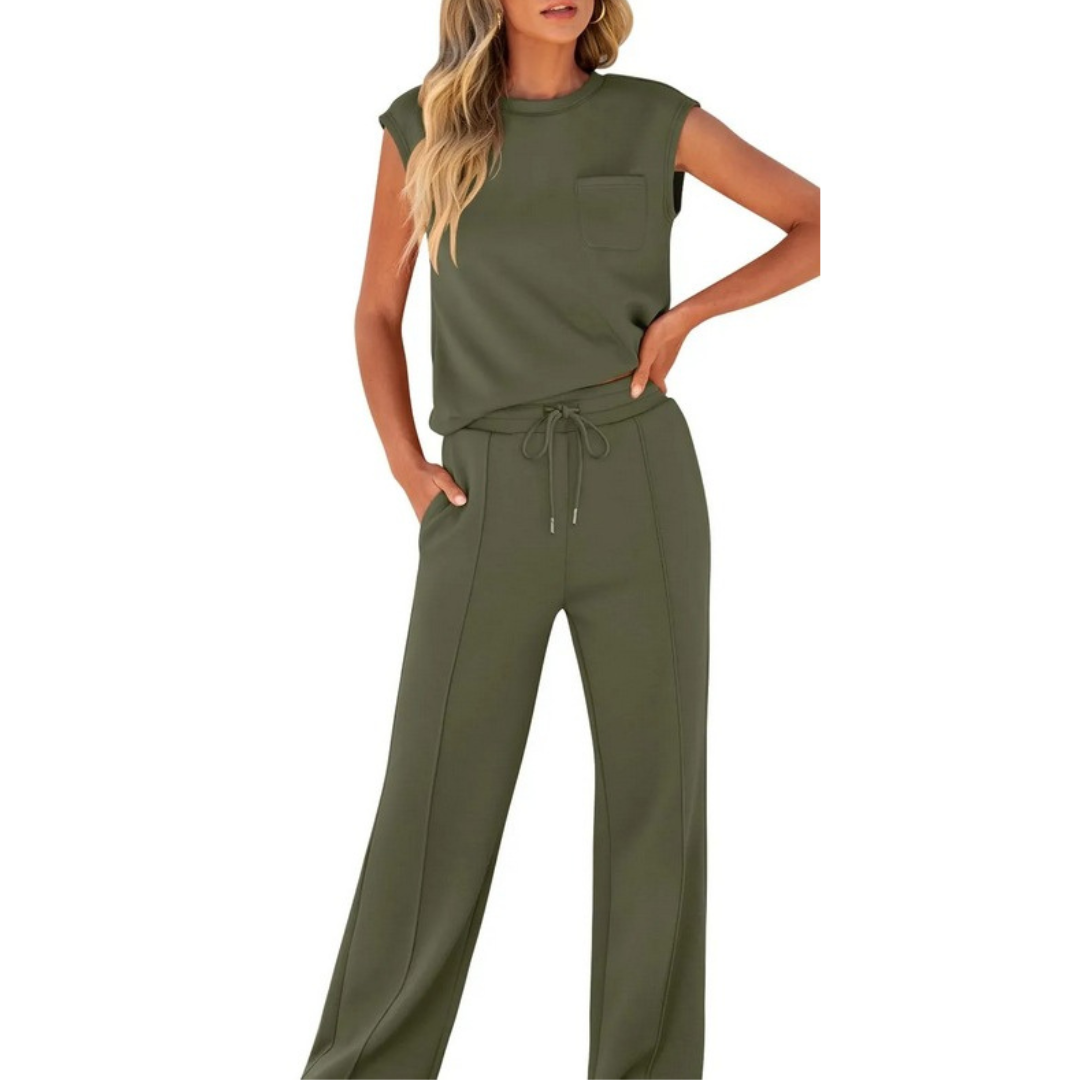 Eastwood and Bloom™ | Celandine – Elegant two-piece set with a relaxed fit