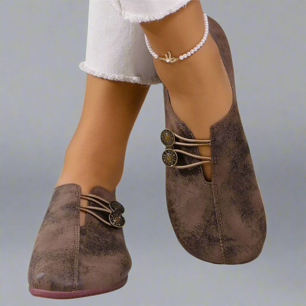 Eastwood and Bloom™ | Lindora - Timeless Slip-ons