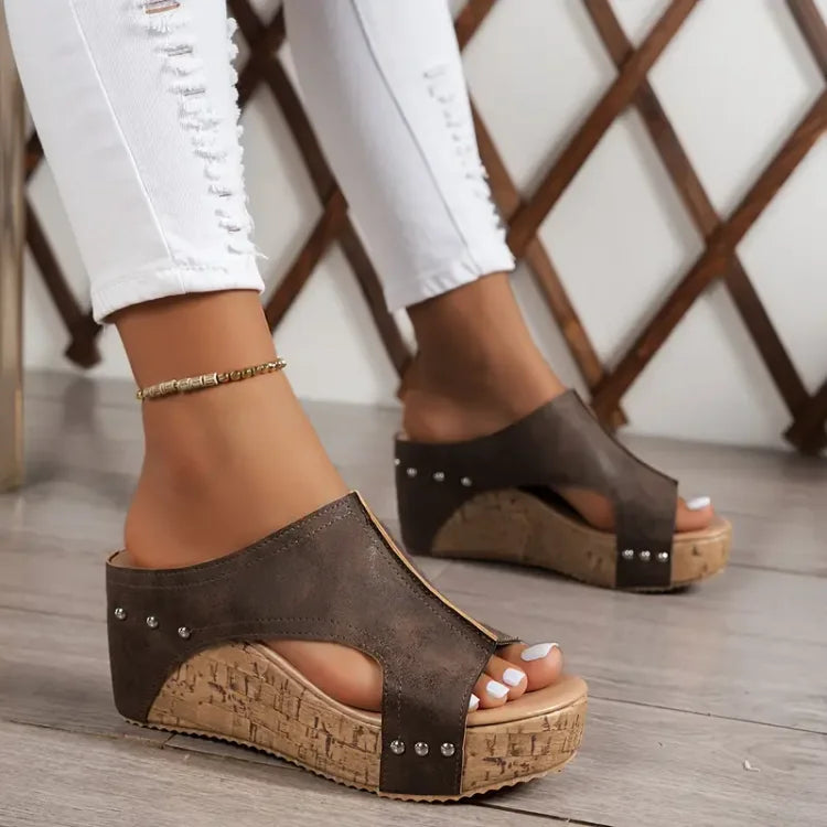 Eastwood and Bloom™ | Melissa Comfort-Focused Orthopedic Sandals