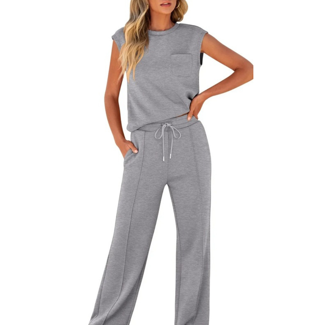 Eastwood and Bloom™ | Celandine – Elegant two-piece set with a relaxed fit