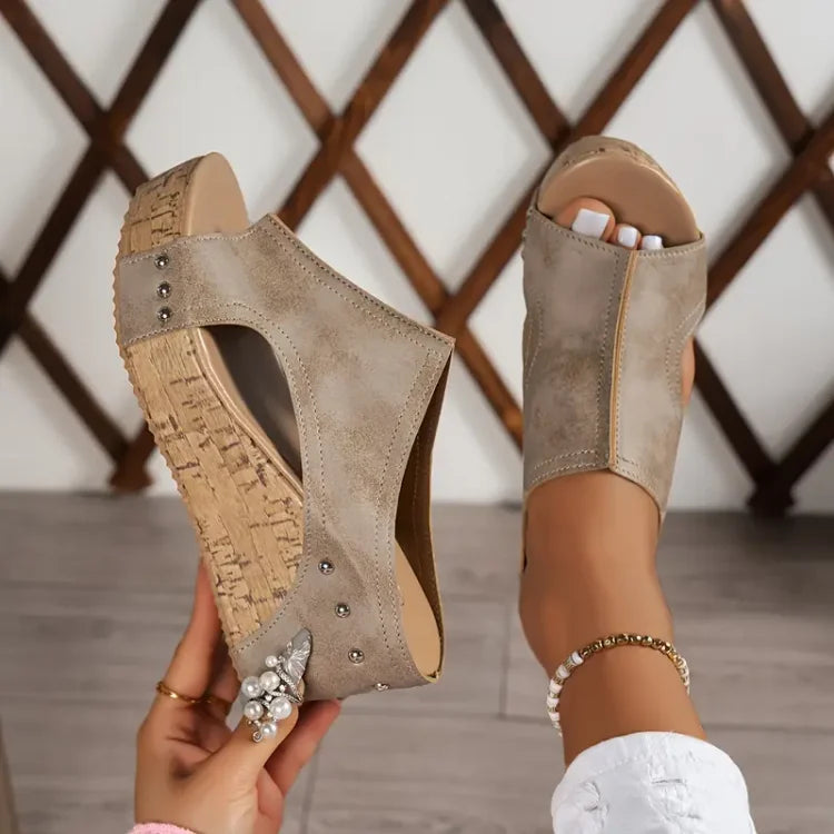 Eastwood and Bloom™ | Melissa Comfort-Focused Orthopedic Sandals