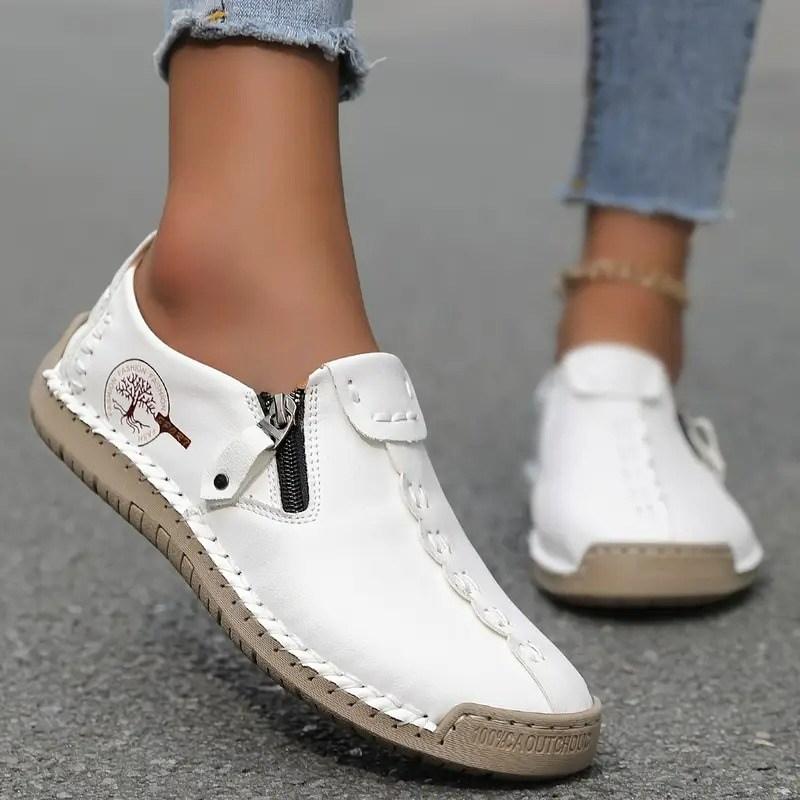 Eastwood and Bloom™ | Aasne – Comfortable and Durable Moccasins
