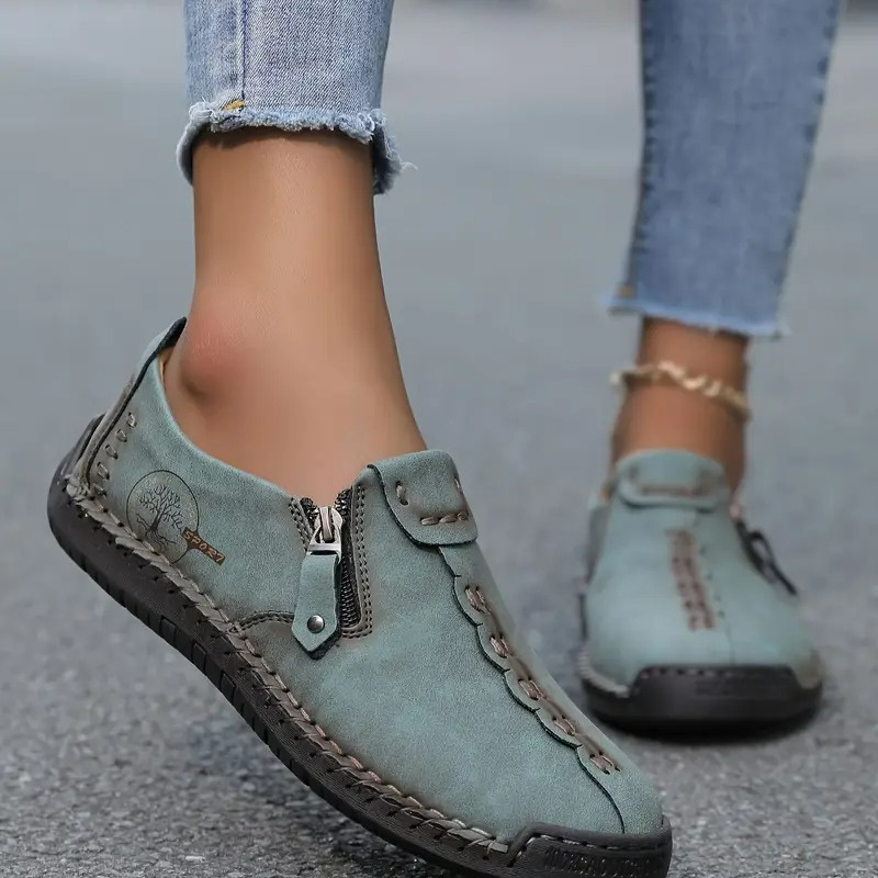 Eastwood and Bloom™ | Aasne – Comfortable and Durable Moccasins