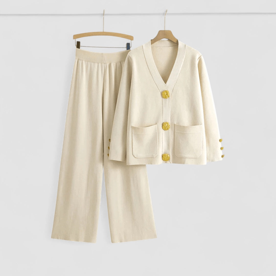 Eastwood and Bloom™ | Elegant ensemble