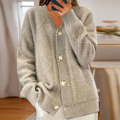 Eastwood and Bloom™ | Éloise – Cable-Knit Cardigan