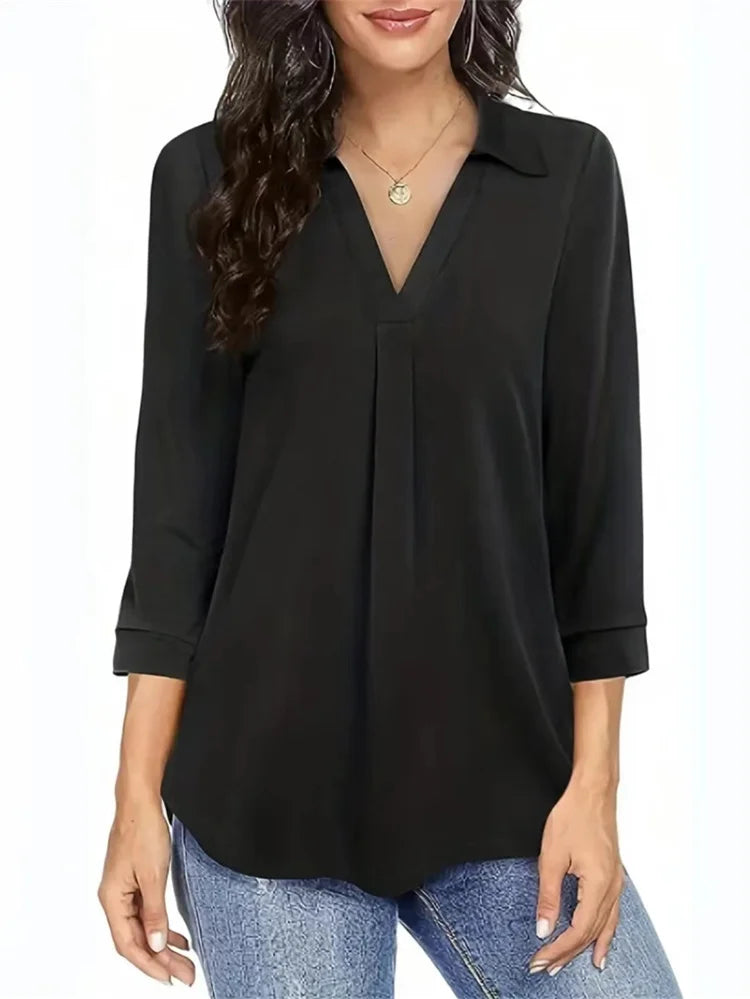 Eastwood and Bloom™ | Linnea – Elegant everyday top with V-neck