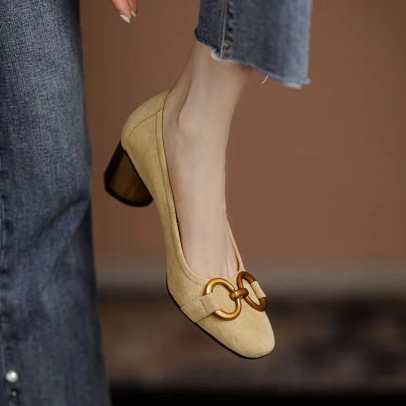 Eastwood and Bloom™ | Sadie Stylish and Cozy Sandals