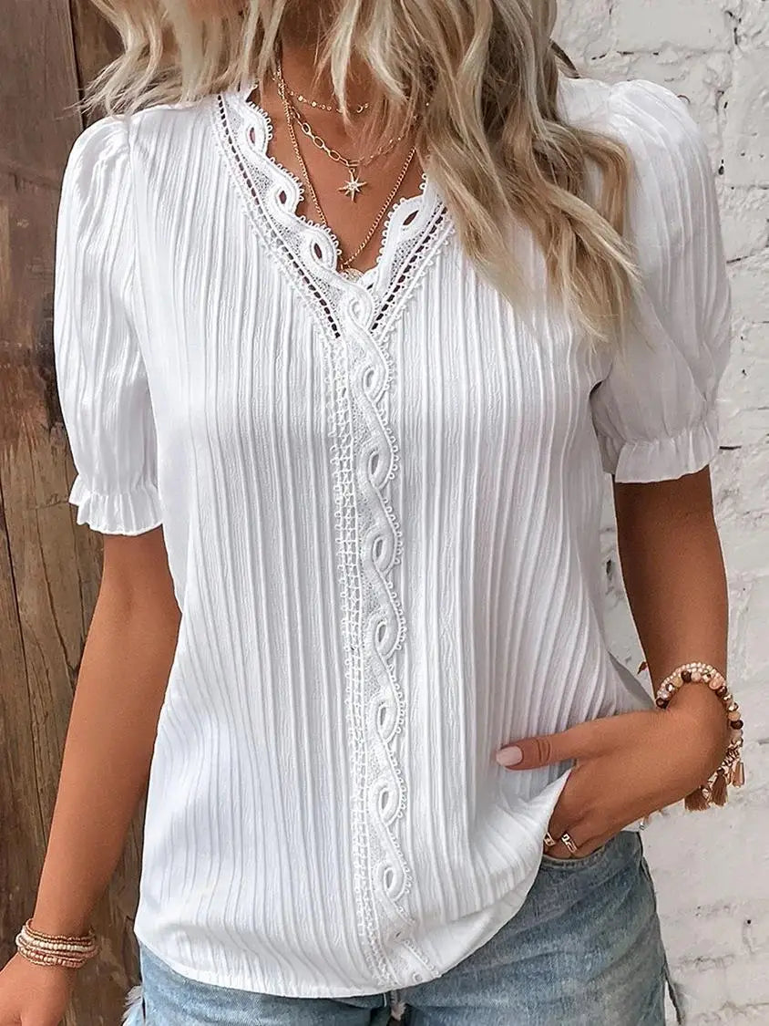 Eastwood and Bloom™ | Mira – Feminine top with lace details