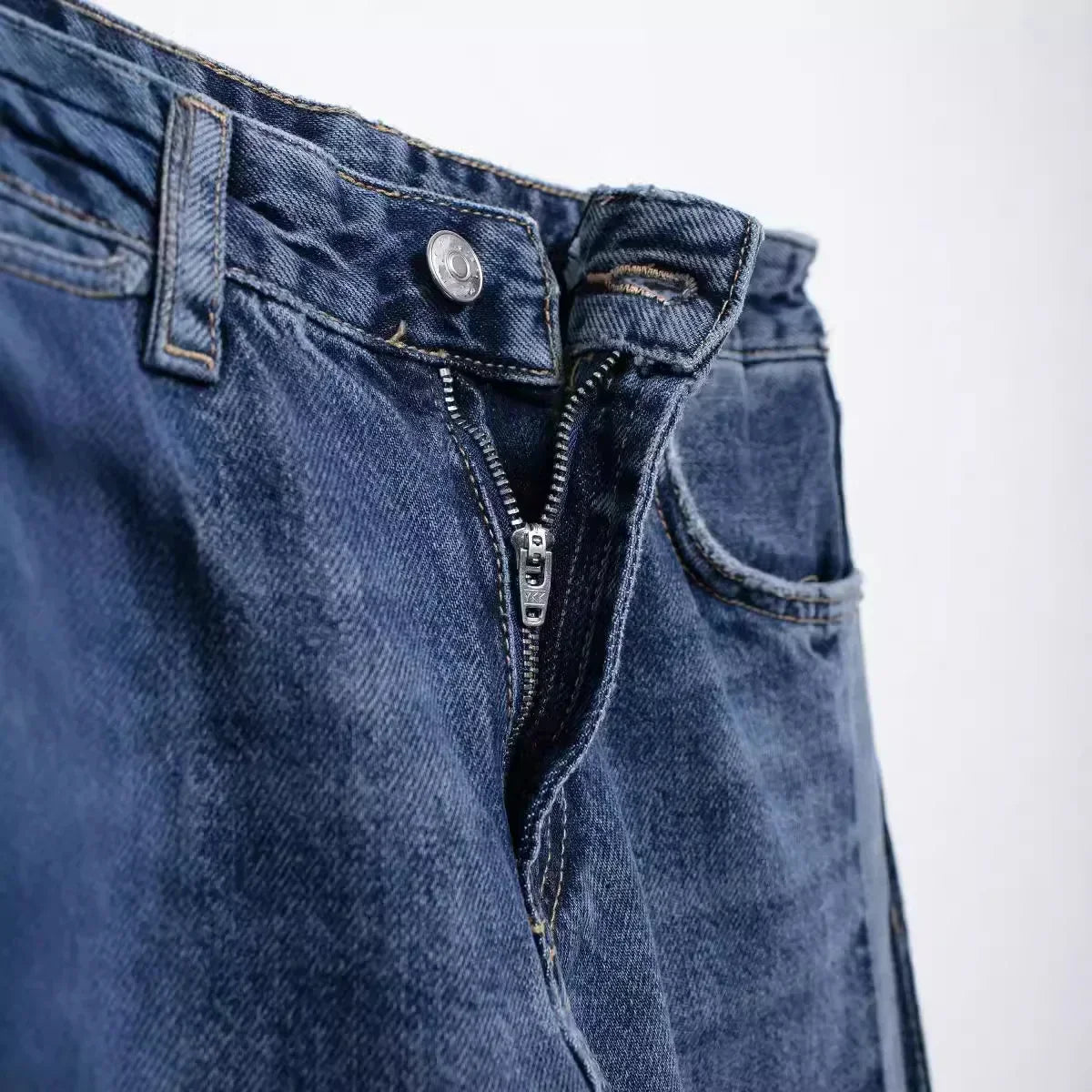 Eastwood and Bloom™ | Jeans with Extended Sides