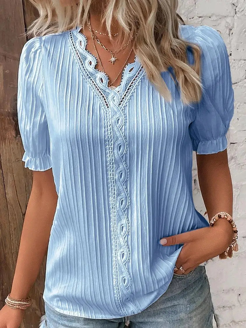 Eastwood and Bloom™ | Mira – Feminine top with lace details