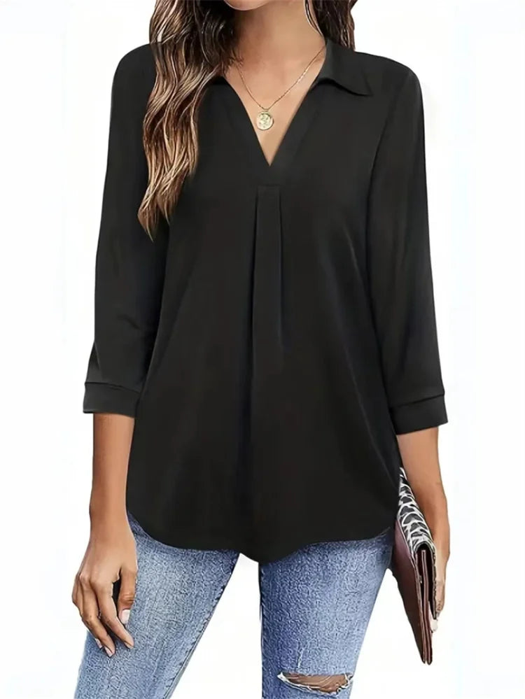 Eastwood and Bloom™ | Linnea – Elegant everyday top with V-neck
