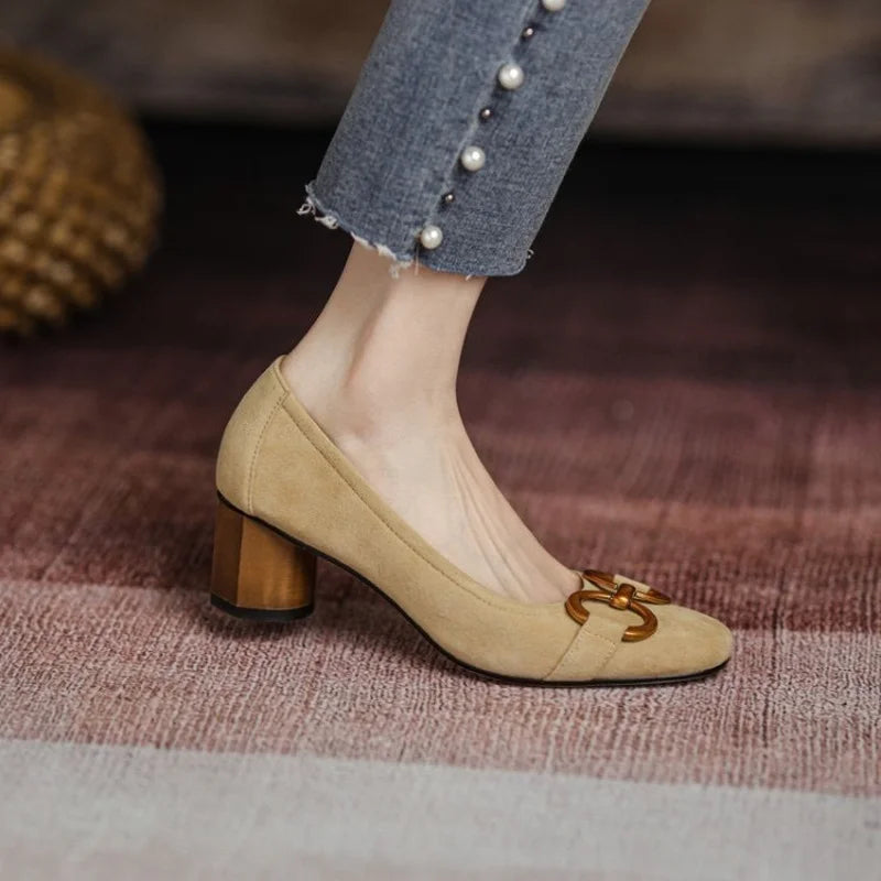Eastwood and Bloom™ | Sadie Stylish and Cozy Sandals