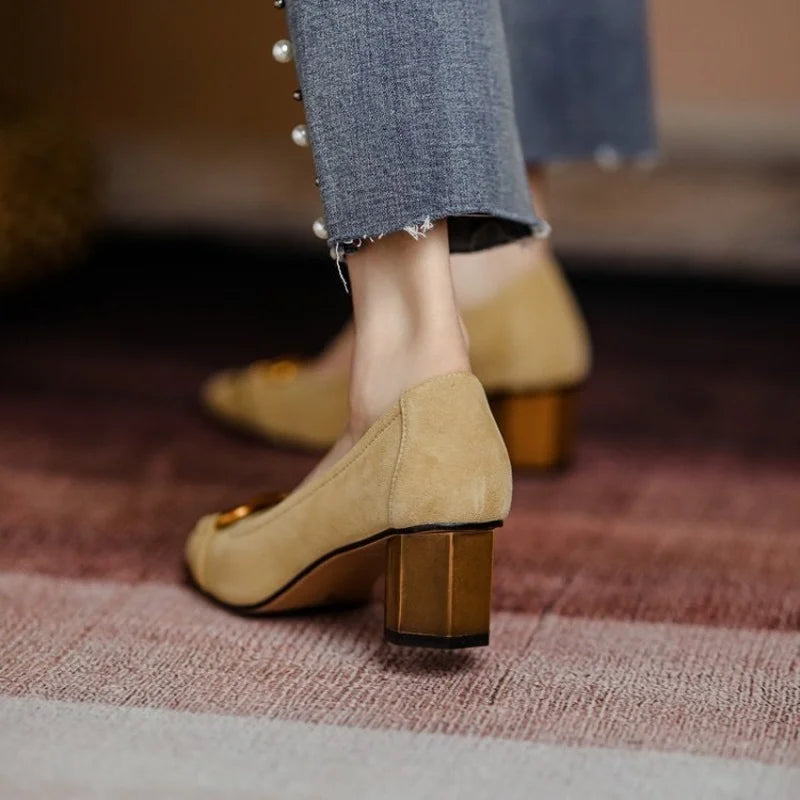 Eastwood and Bloom™ | Sadie Stylish and Cozy Sandals