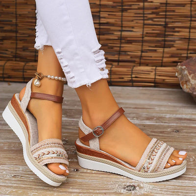 Eastwood and Bloom™ | Nova Relaxed Summer Sandals