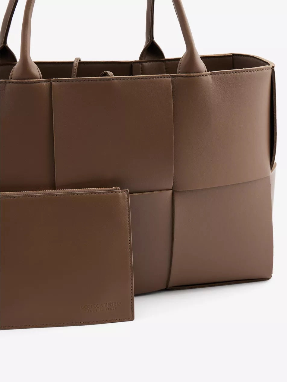 Eastwood and Bloom ™ | Serelune Tote Bag