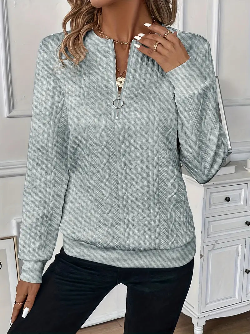 Herald - Elegant Zip Sweater