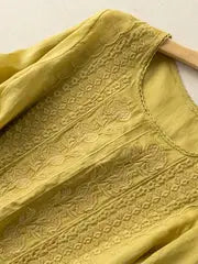 Eastwood and Bloom™ | Dorotea – Airy Blouse in Linen