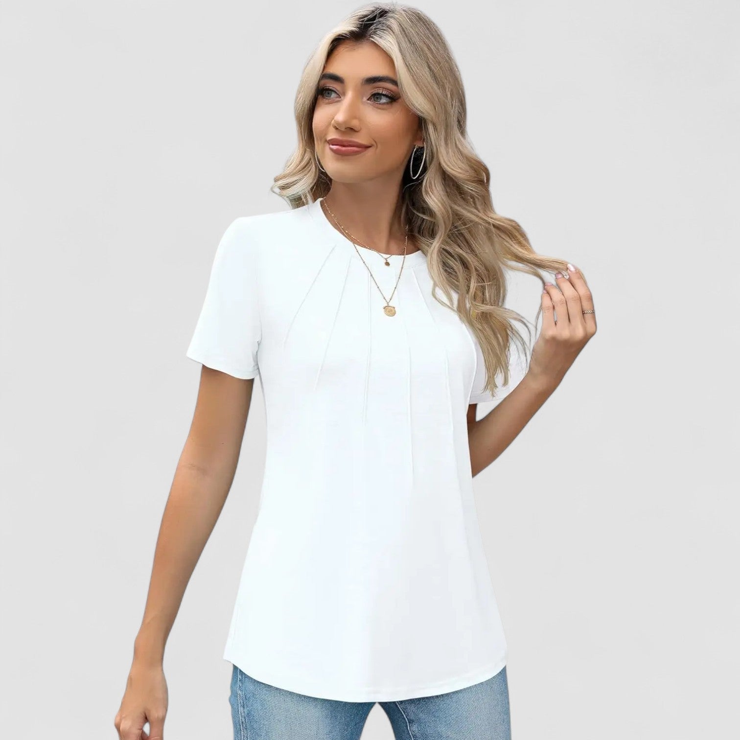 Eastwood and Bloom™ | Noelie – Short-sleeved top with seam details
